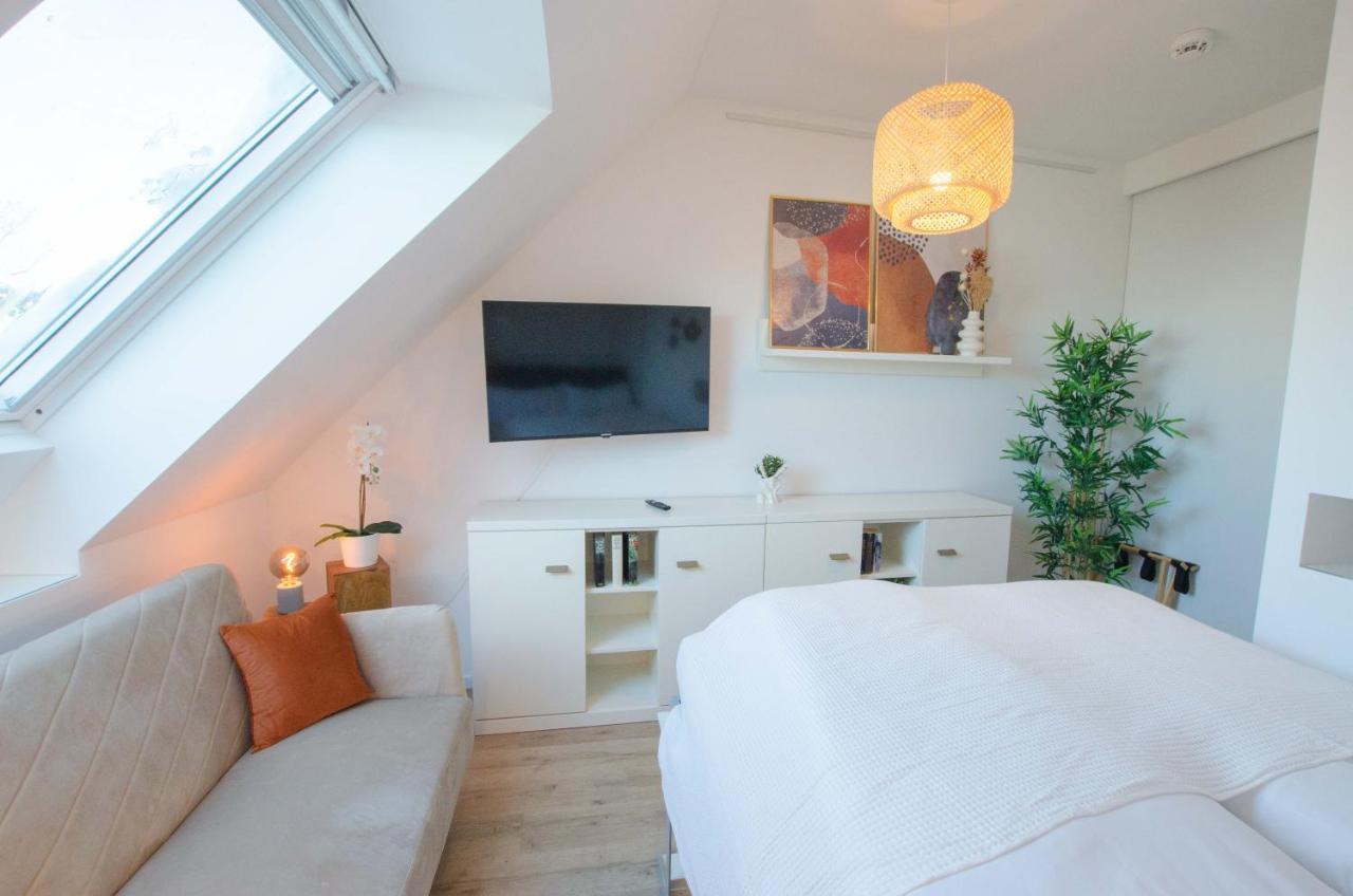Casarina - Gemuetliches Apartment Im Zentrum Augsburg Luaran gambar