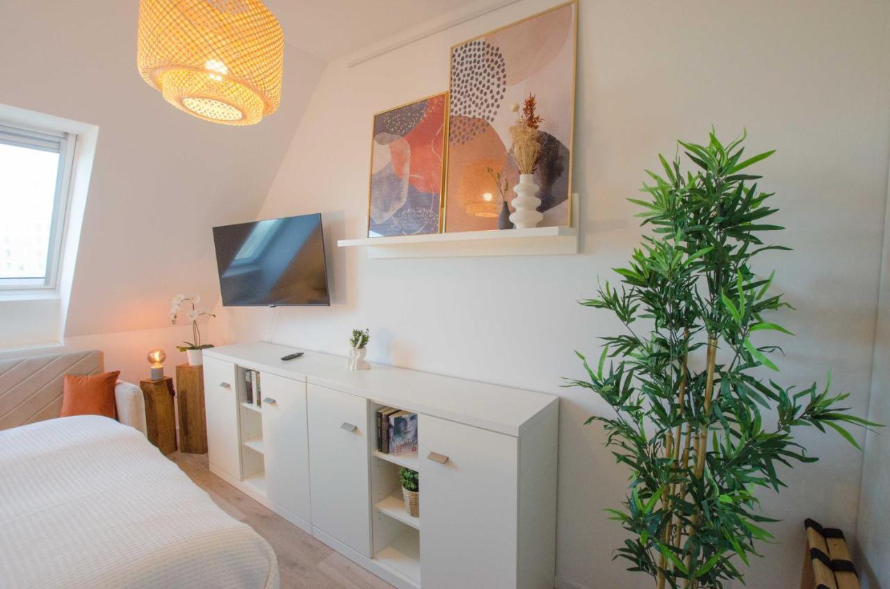 Casarina - Gemuetliches Apartment Im Zentrum Augsburg Luaran gambar